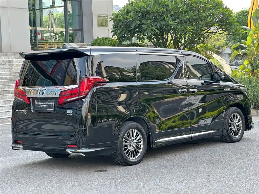 Toyota Alphard 2021 Hybrid 2.5L Premium фото 9
