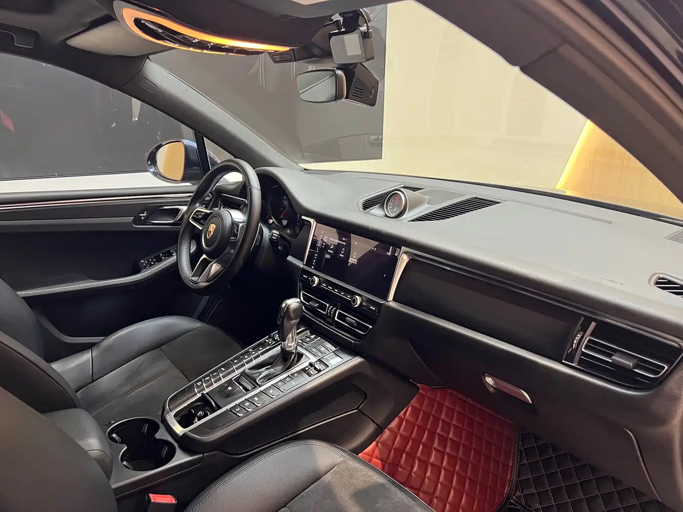 Porsche Macan 2018 Macan 2.0T фото 19