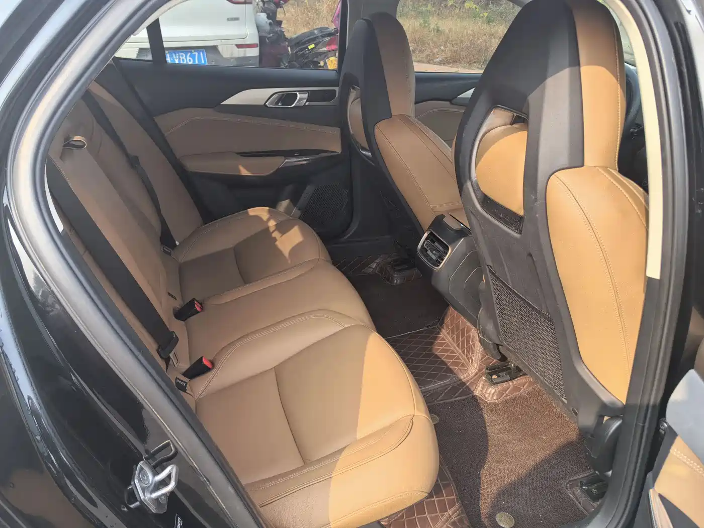 Lynk & Co 03 2018 1.5TD DCT Power Pro Version China V фото 9