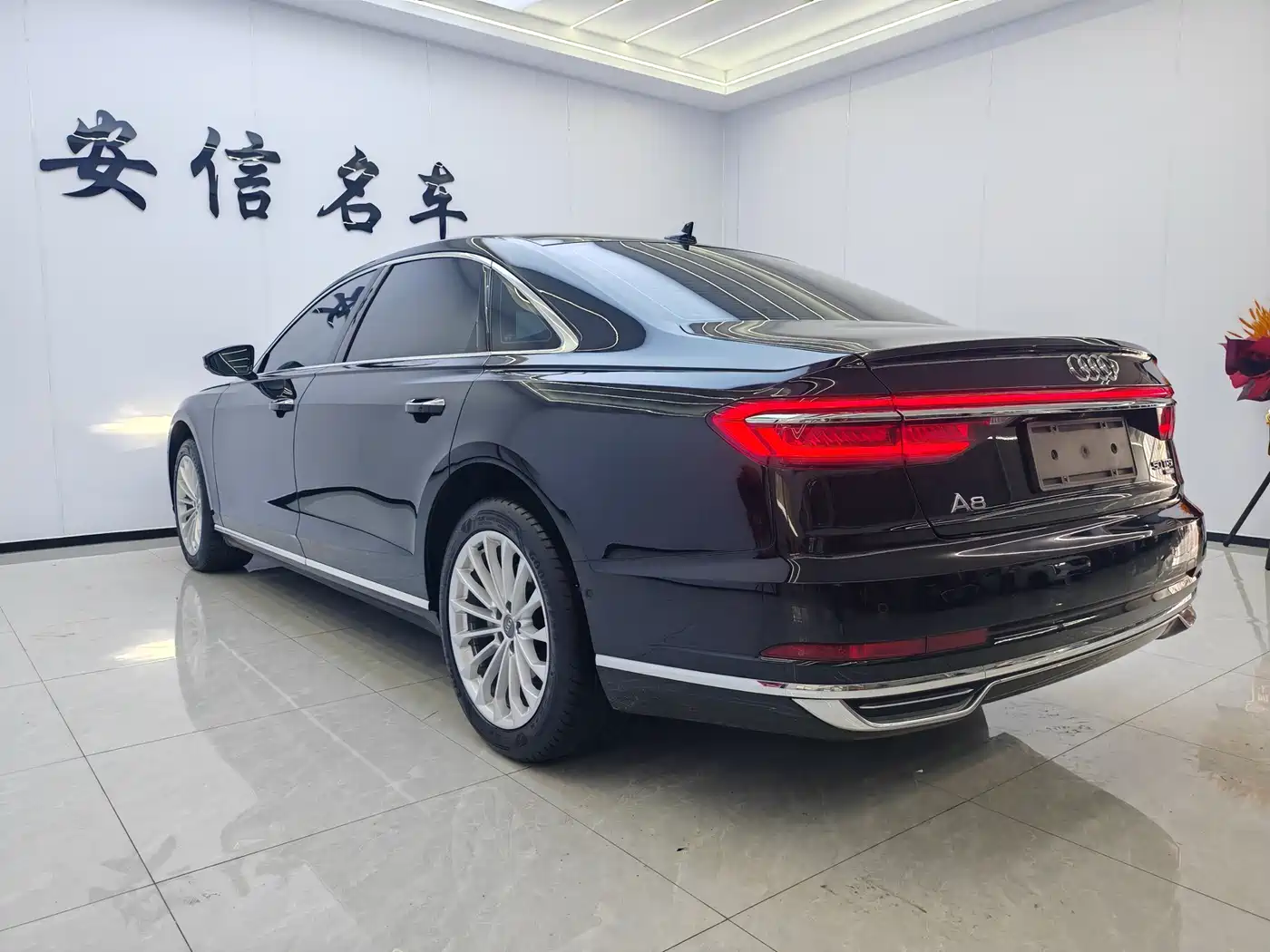 Audi A8 2019 Plus A8L 50 TFSI quattro Comfort фото 10