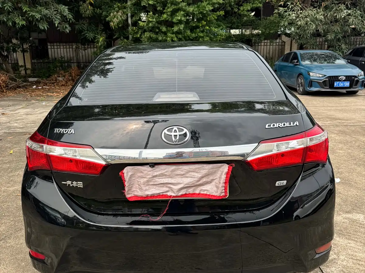 Toyota Corolla 2014 1.6L CVT GL фото 5