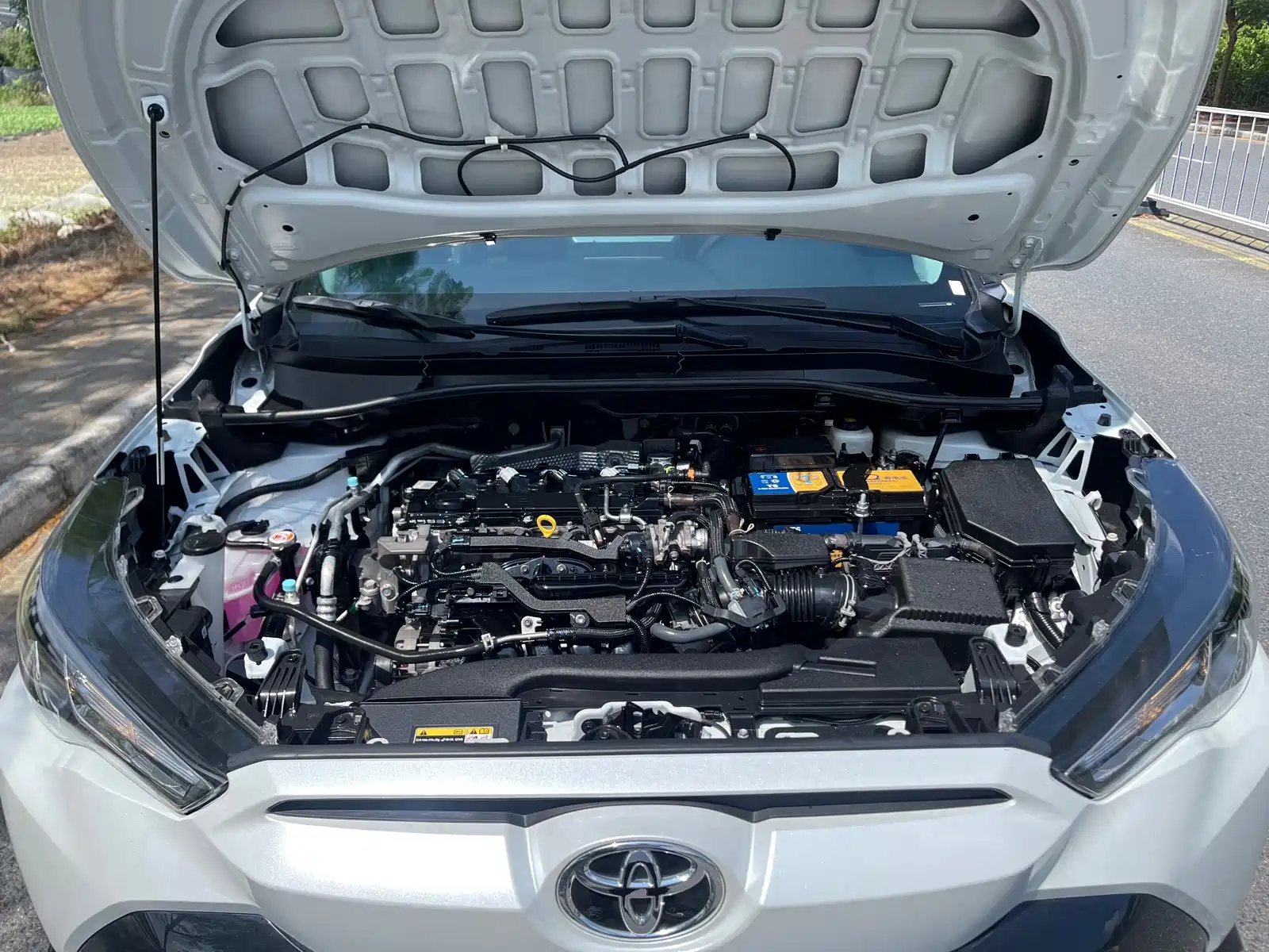 Photo 29 - Toyota Frontlander
