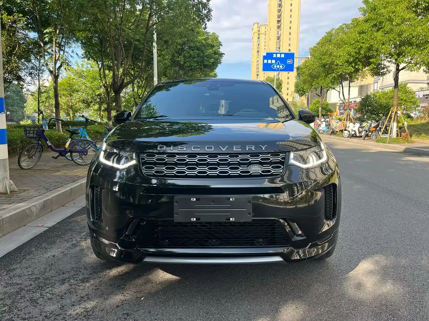 LAND ROVER DISCOVER SPORTS