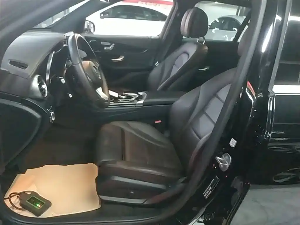 Mercedes-Benz GLC 2018 GLC 260 4MATIC Luxury фото 15