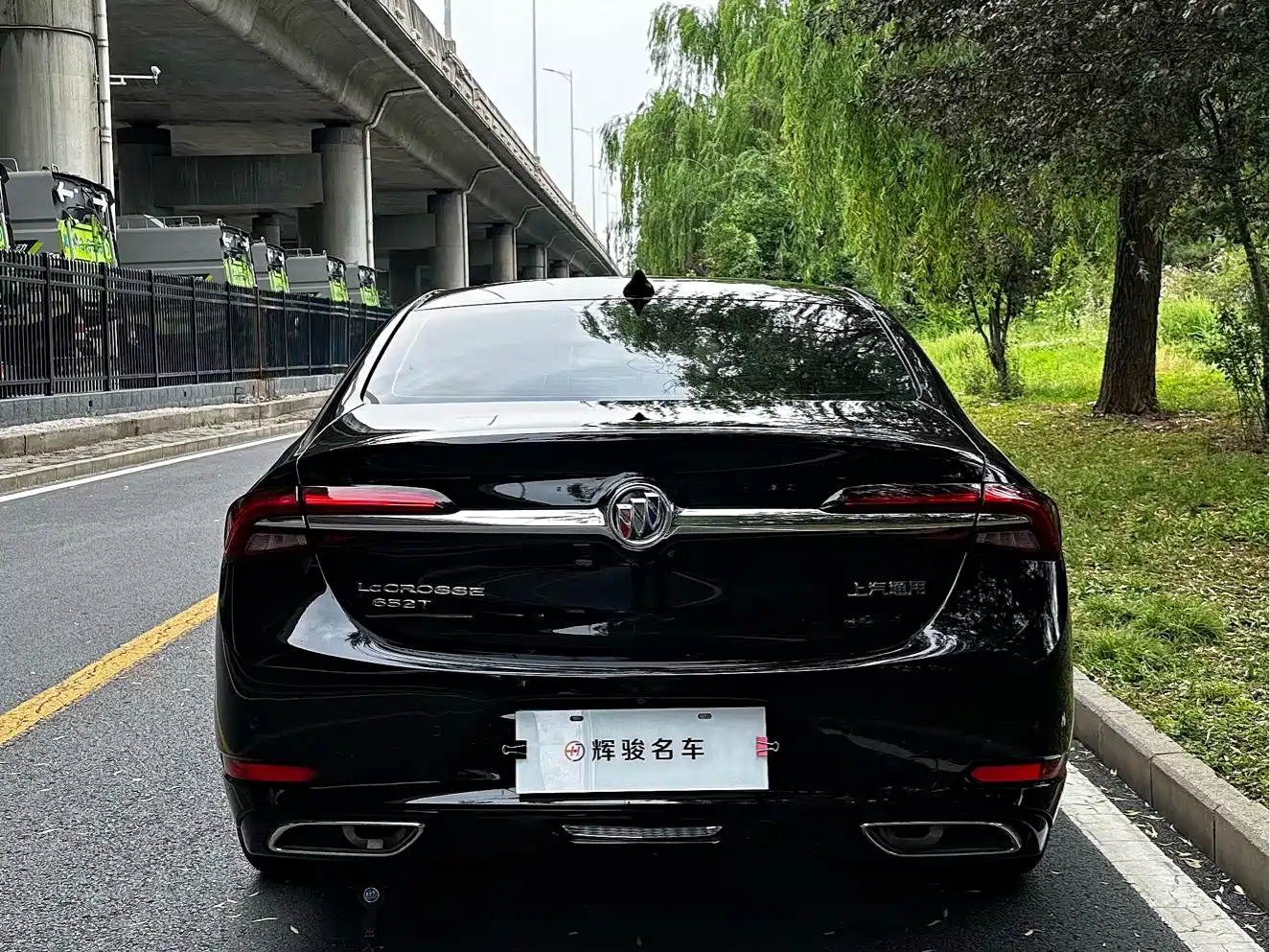 BUICK LACROSSE