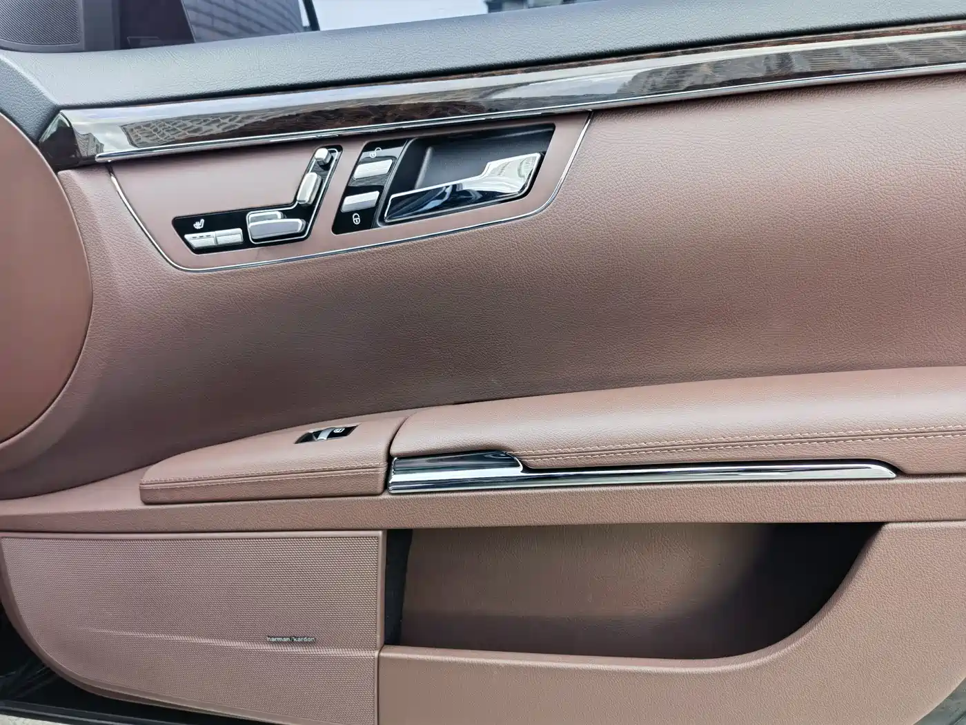 Mercedes-Benz S-Class 2012 S 300 L Premium Grand Edition фото 17