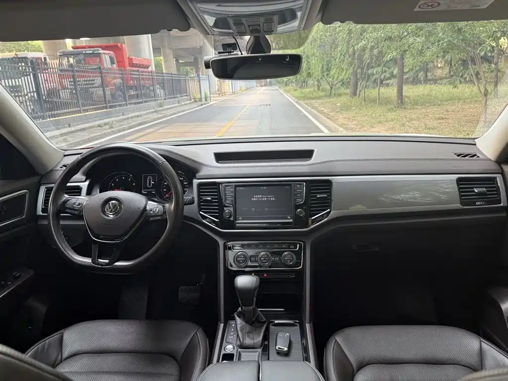 Volkswagen Teramont 2017 330TSI 2WD Luxury фото 20