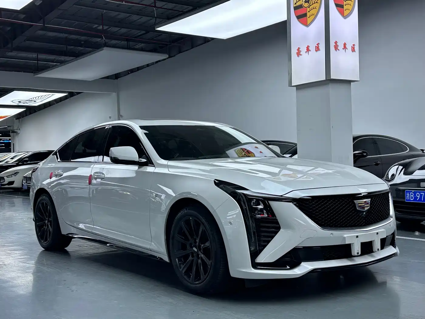 Cadillac CT5 2024 28T Premium фото 3