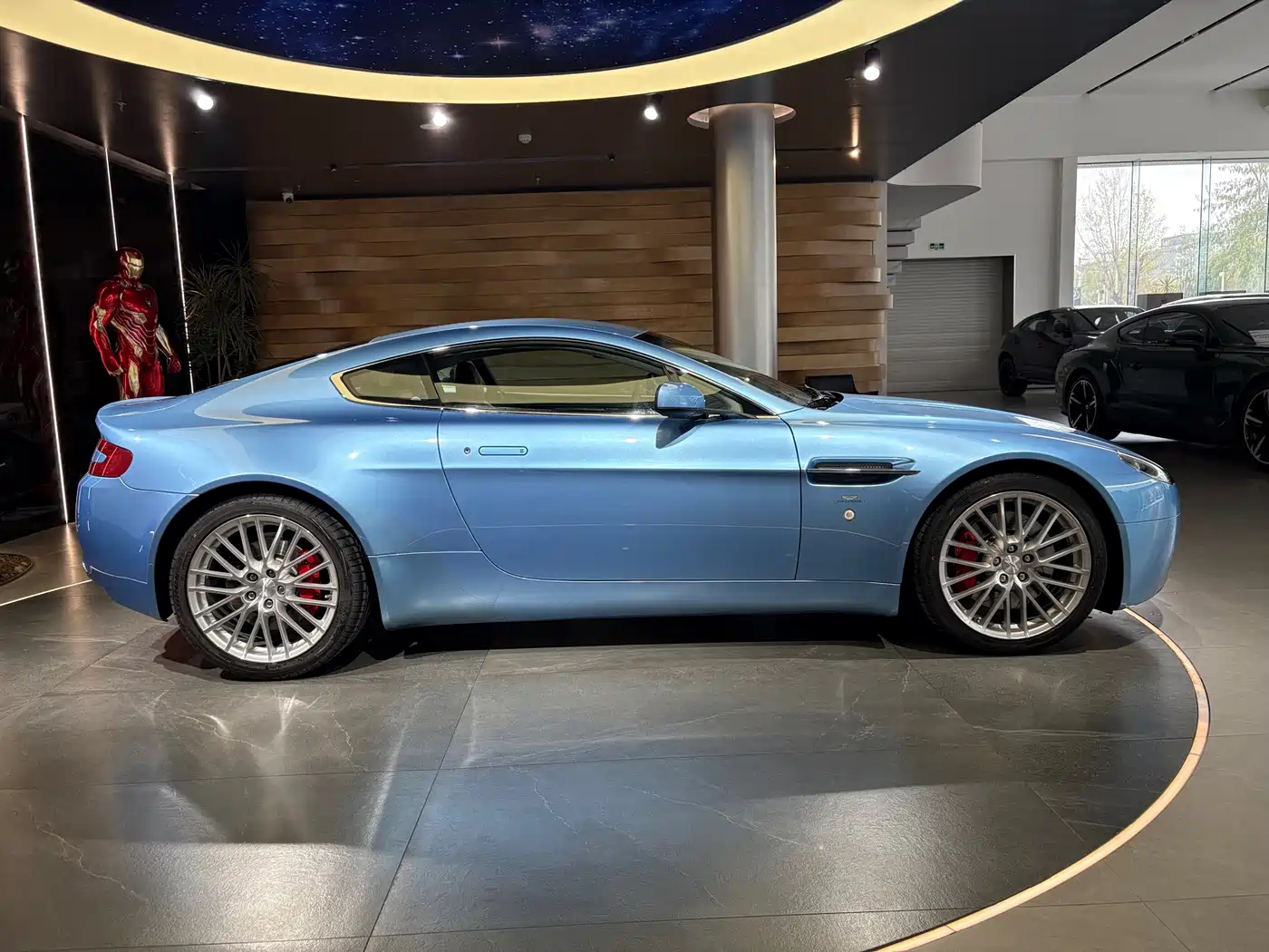Aston Martin V8 Vantage 2010 2011 4.7L Sportshift Coupe
