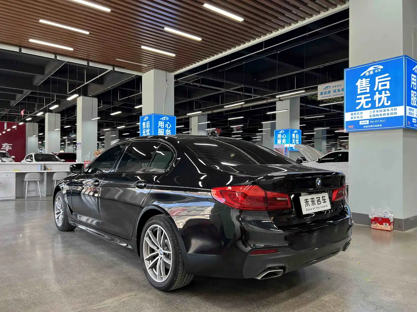 BMW 5 Series 2019 525Li M Sport Package фото 14