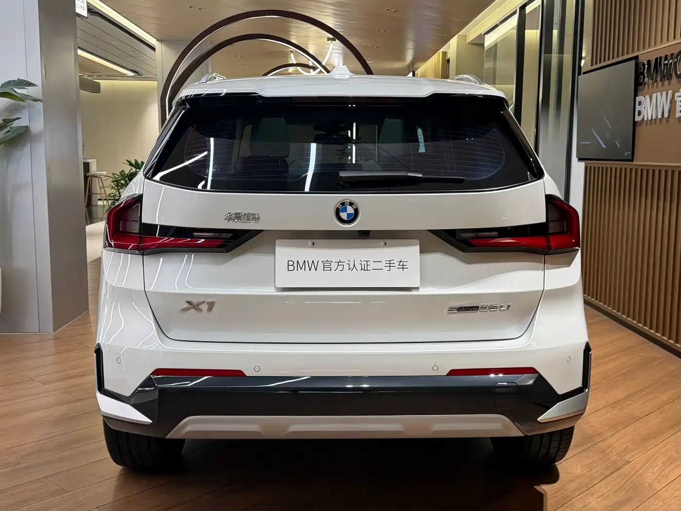 BMW X1 2025 sDrive25Li X Design Package фото 5