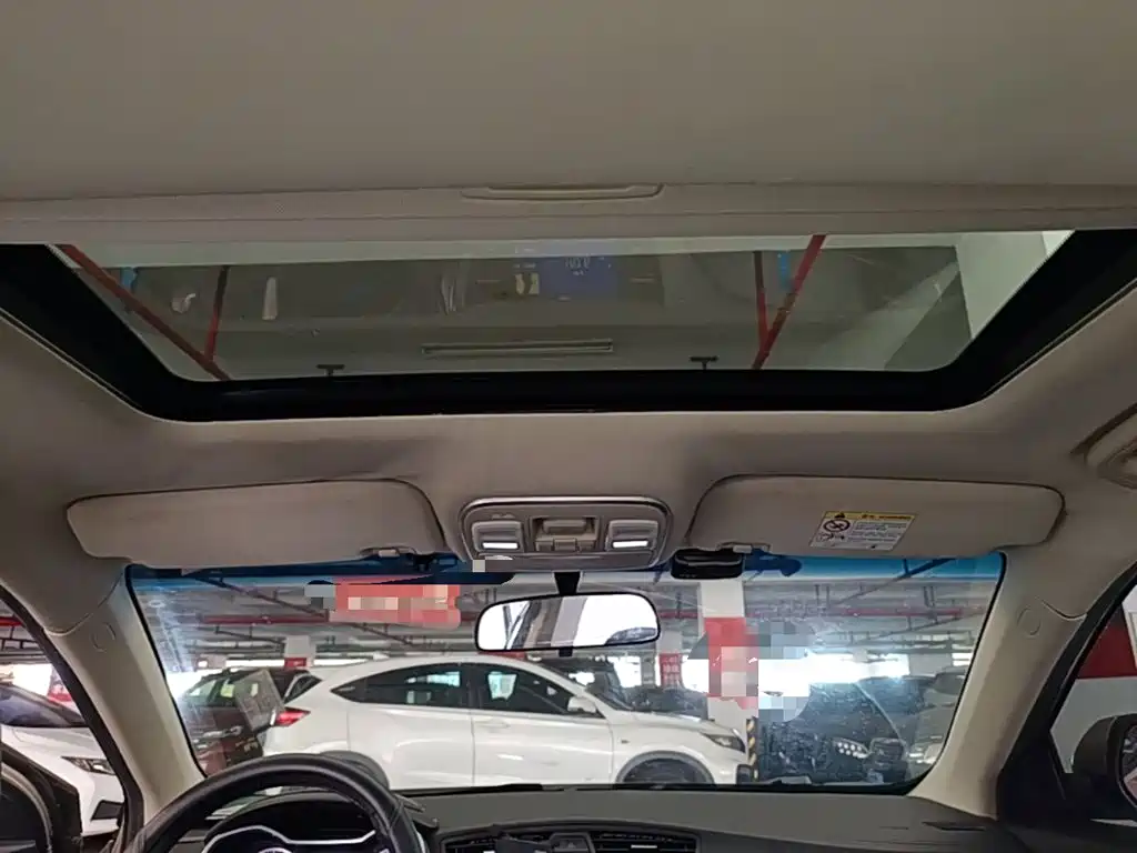 Фото 18 - Geely Emgrand GL