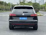 Фото 8 - Volkswagen Touareg