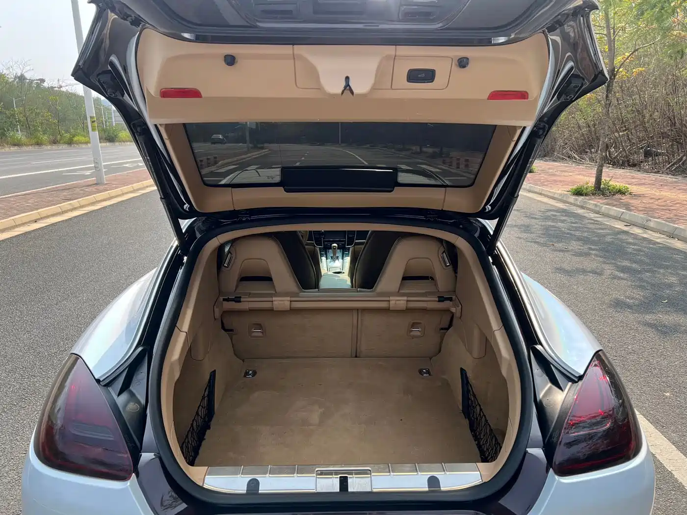 Porsche Panamera 2010 Panamera 3.6L фото 13
