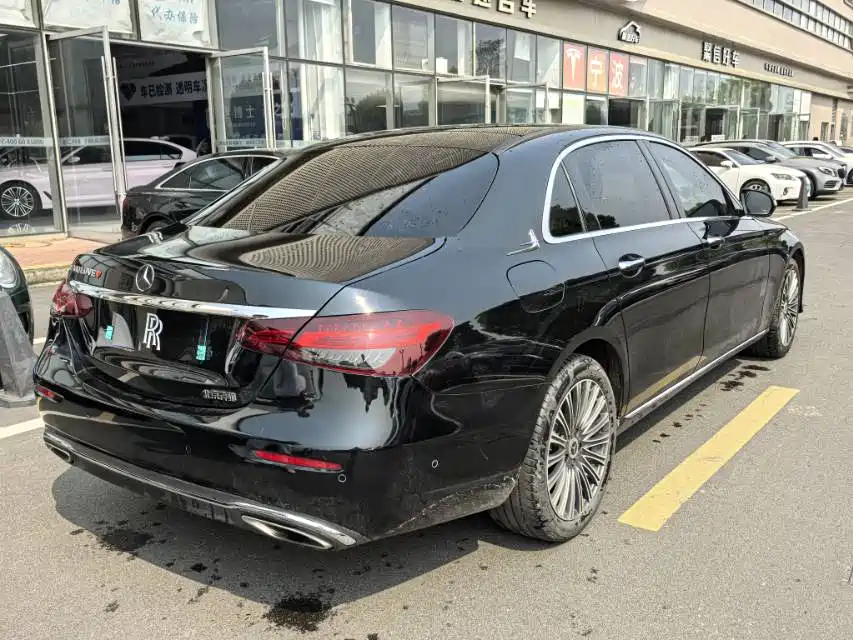 Mercedes-Benz E-Class 2017 E 300 L Luxury фото 14
