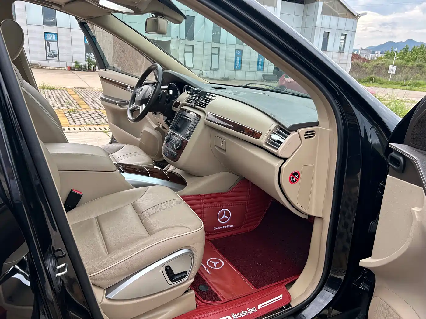 Mercedes-Benz R-Class 2011 R 350 L 4MATIC фото 12