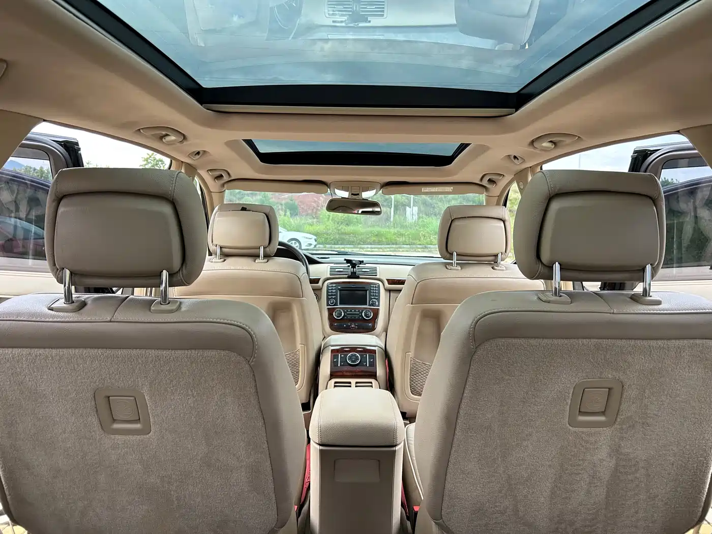 Mercedes-Benz R-Class 2011 R 350 L 4MATIC фото 9