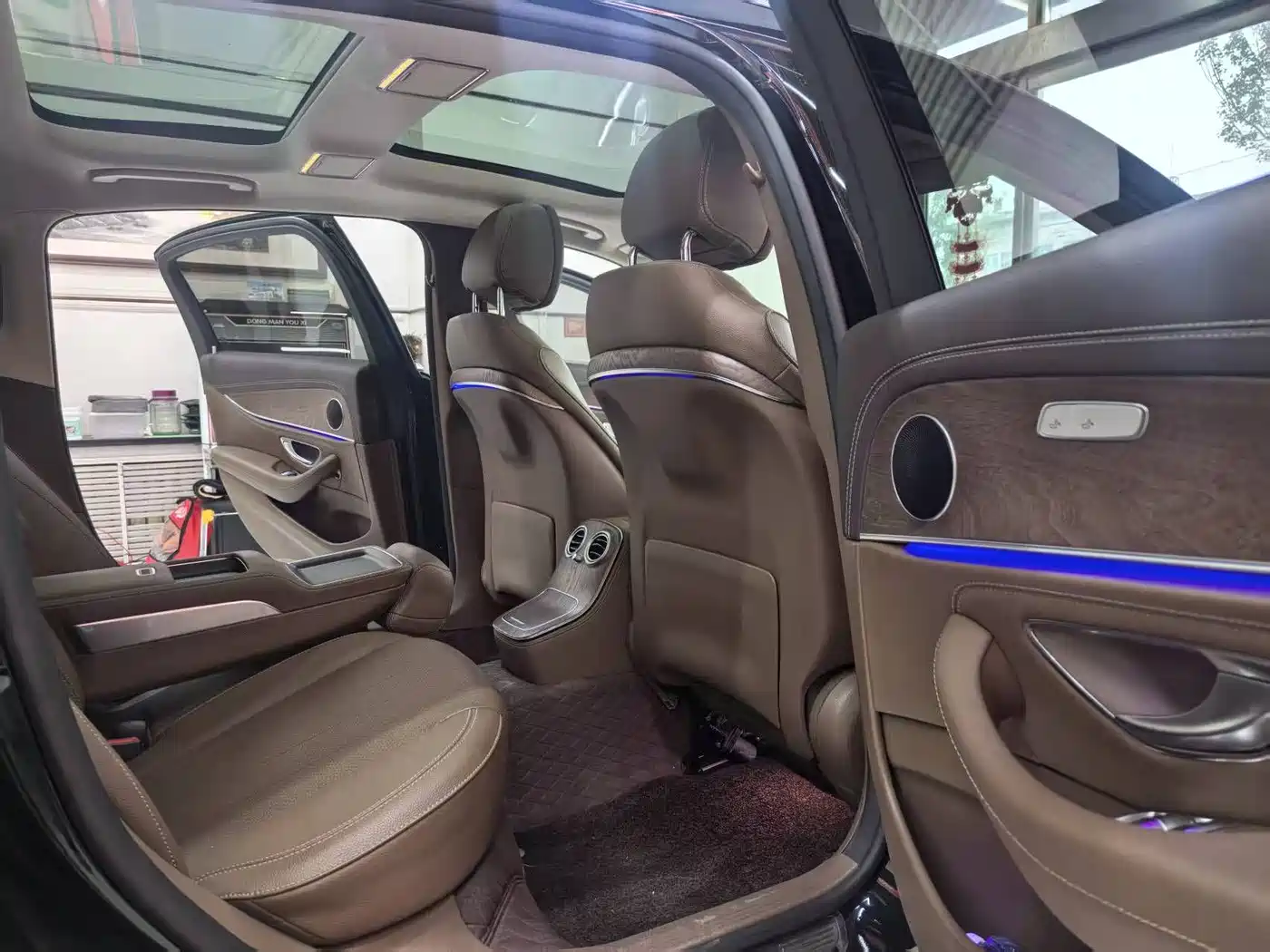 Mercedes-Benz E-Class 2023 E 260 L 4MATIC фото 7