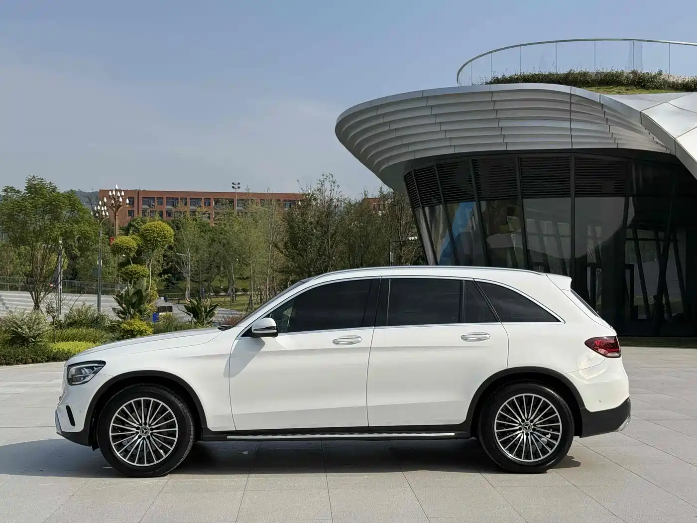 Mercedes-Benz GLC 2022 Facelift II GLC 260 L 4MATIC Sport Model фото 23