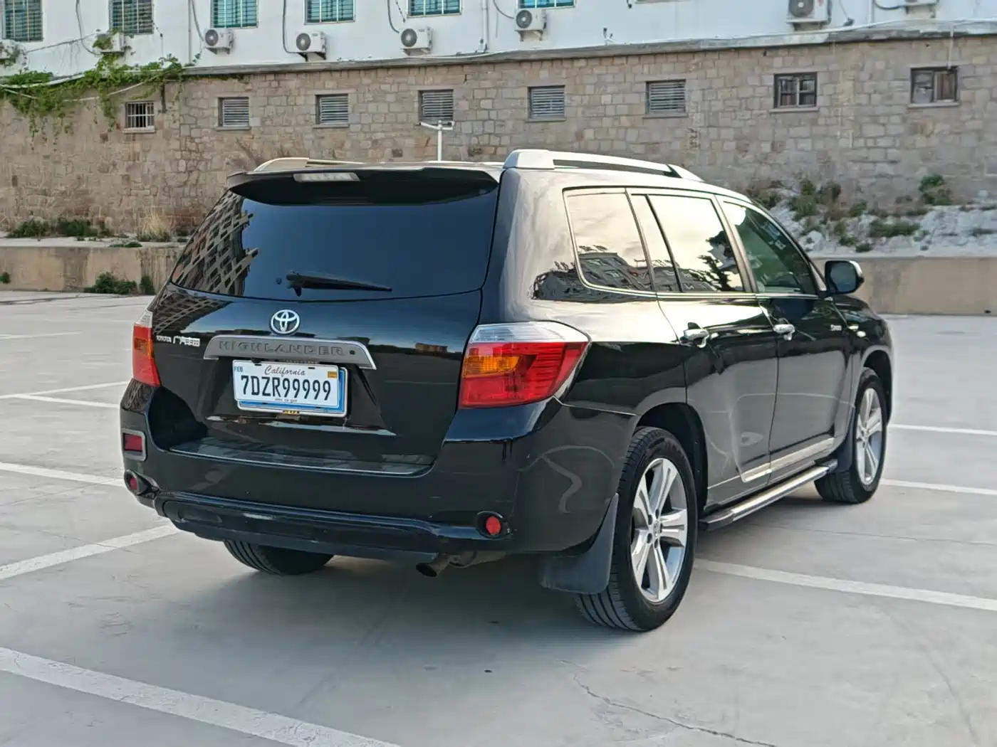 Toyota Highlander 2009 2.7L 2WD 7-seater Luxury Edition фото 7