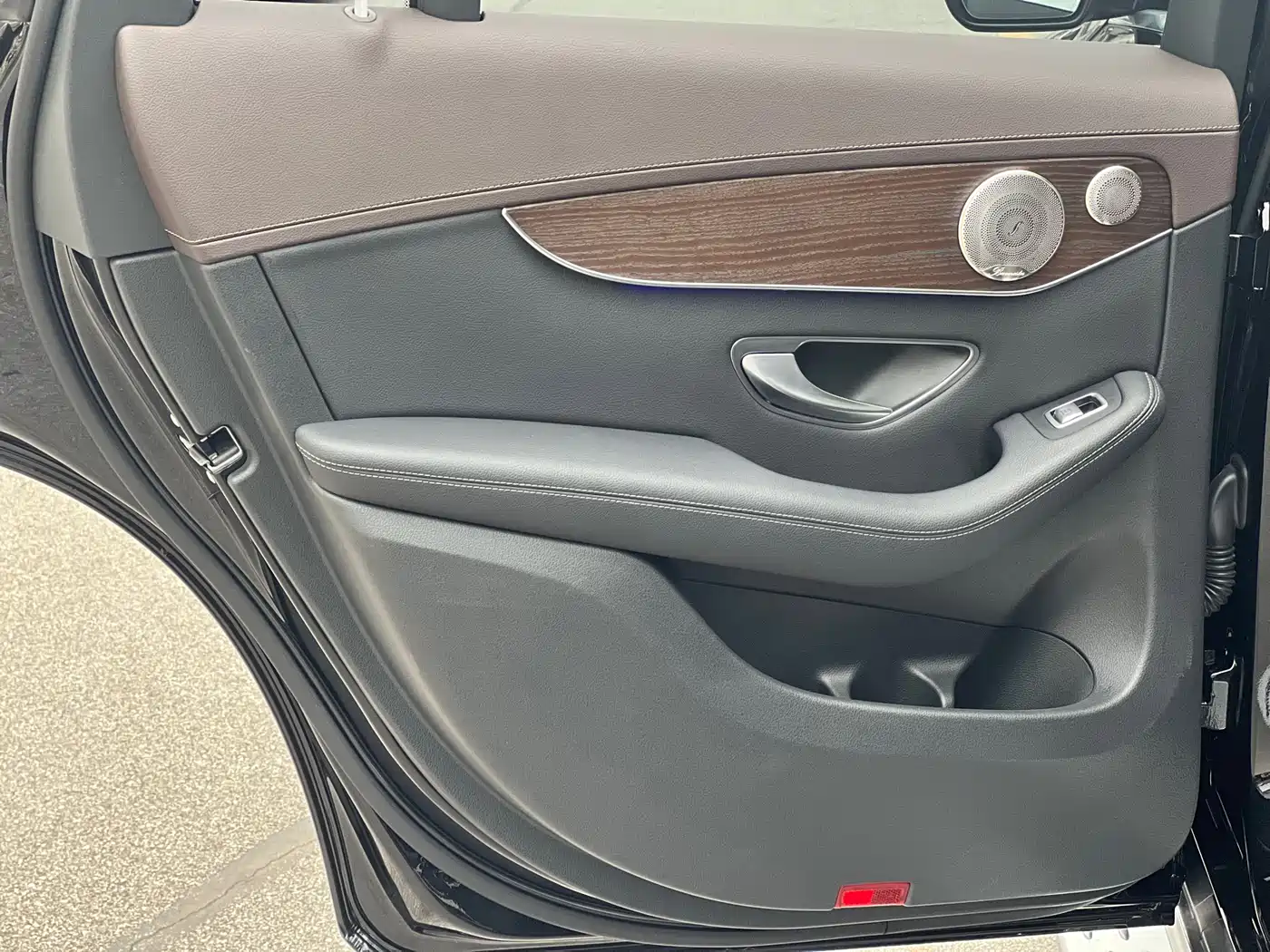 Mercedes-Benz GLC 2021 GLC 300 L 4MATIC Sporty фото 14