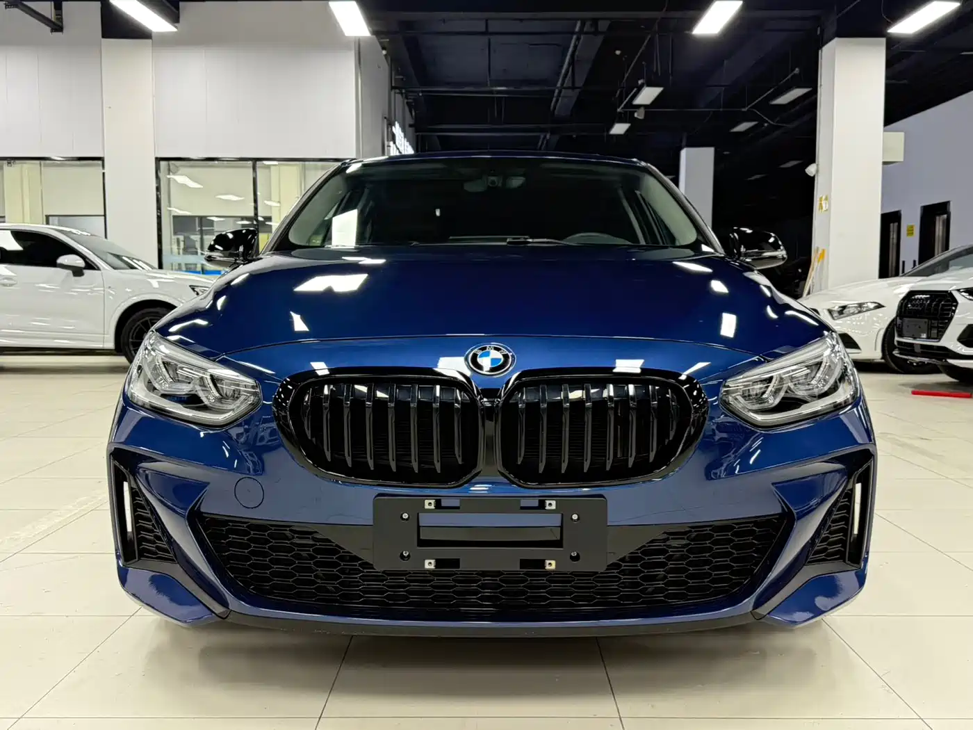 BMW 1 Series 2021 120i M Sport Shadow Edition фото 3