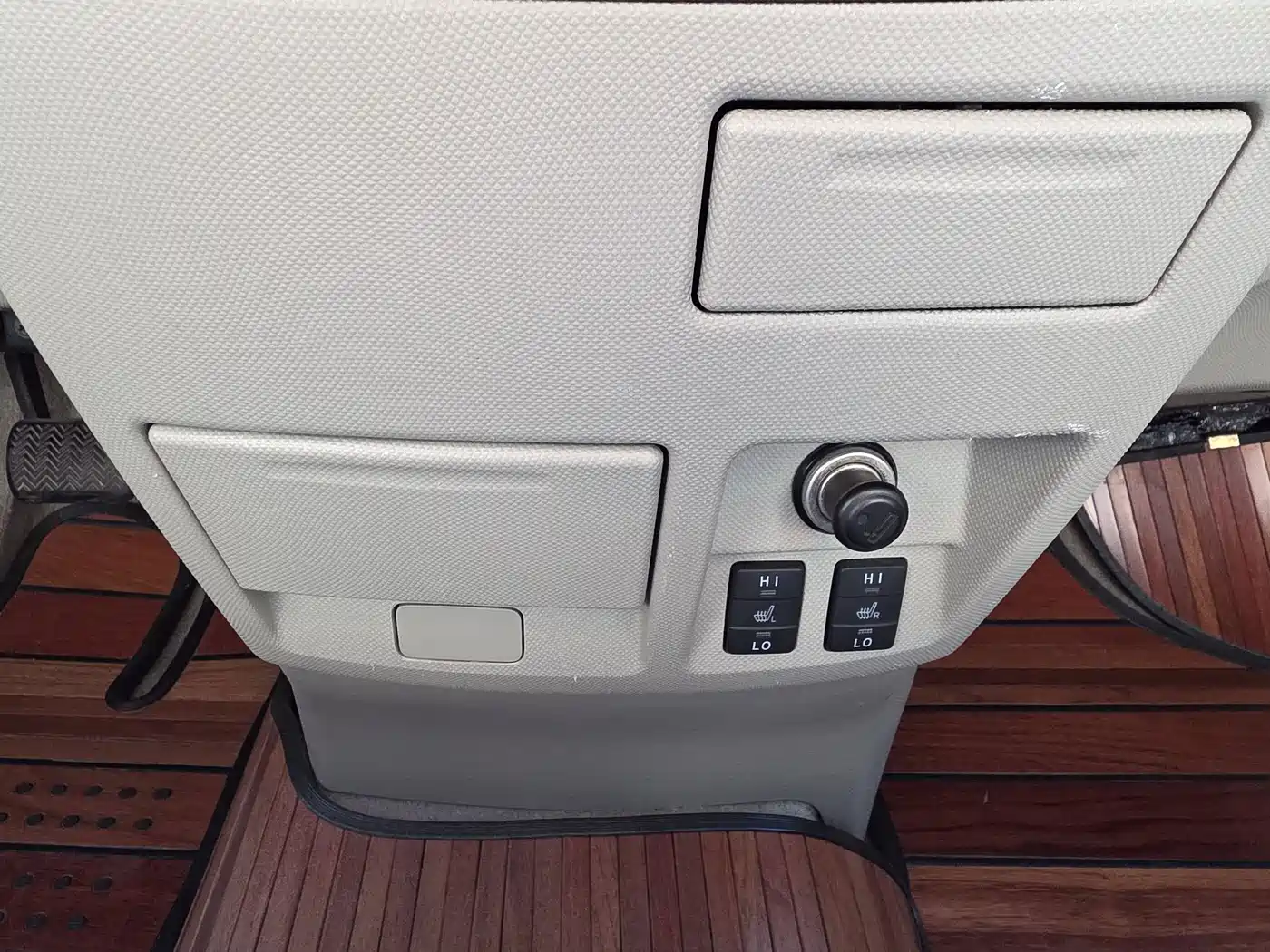 Toyota Previa 2010 2006 Model 2.4L 7-Seater Luxury Edition