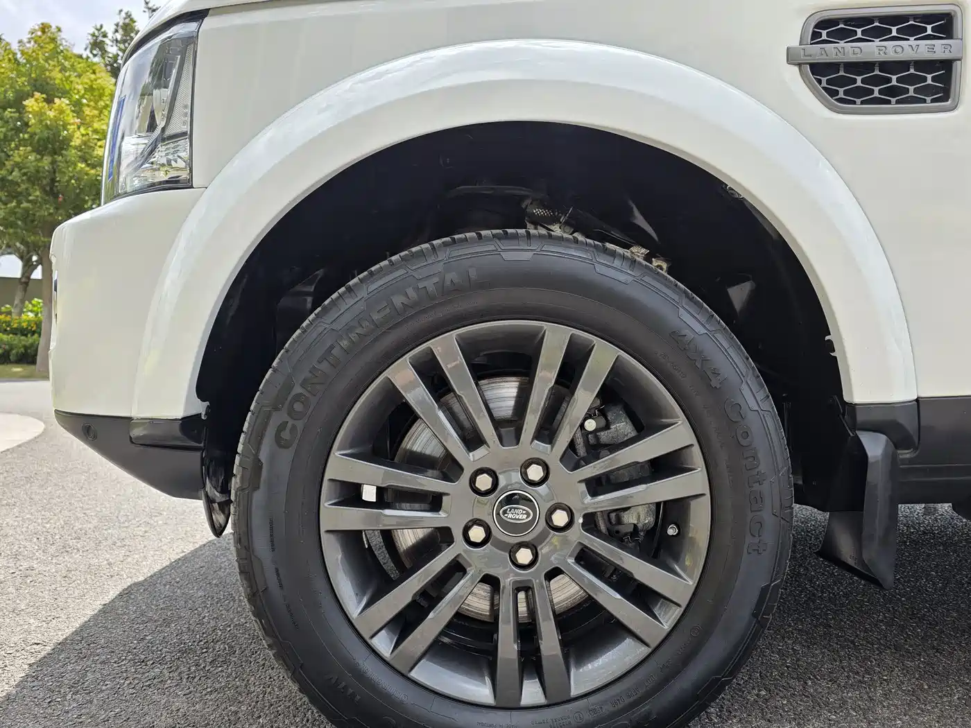 Land Rover Discovery 2016 3.0 SDV6 Black Edition HSE Diesel фото 17
