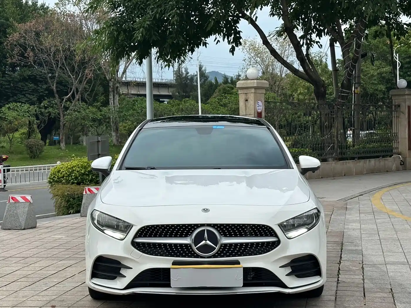 Mercedes-Benz A-Class 2020 A 180 L Sport Sedan фото 2