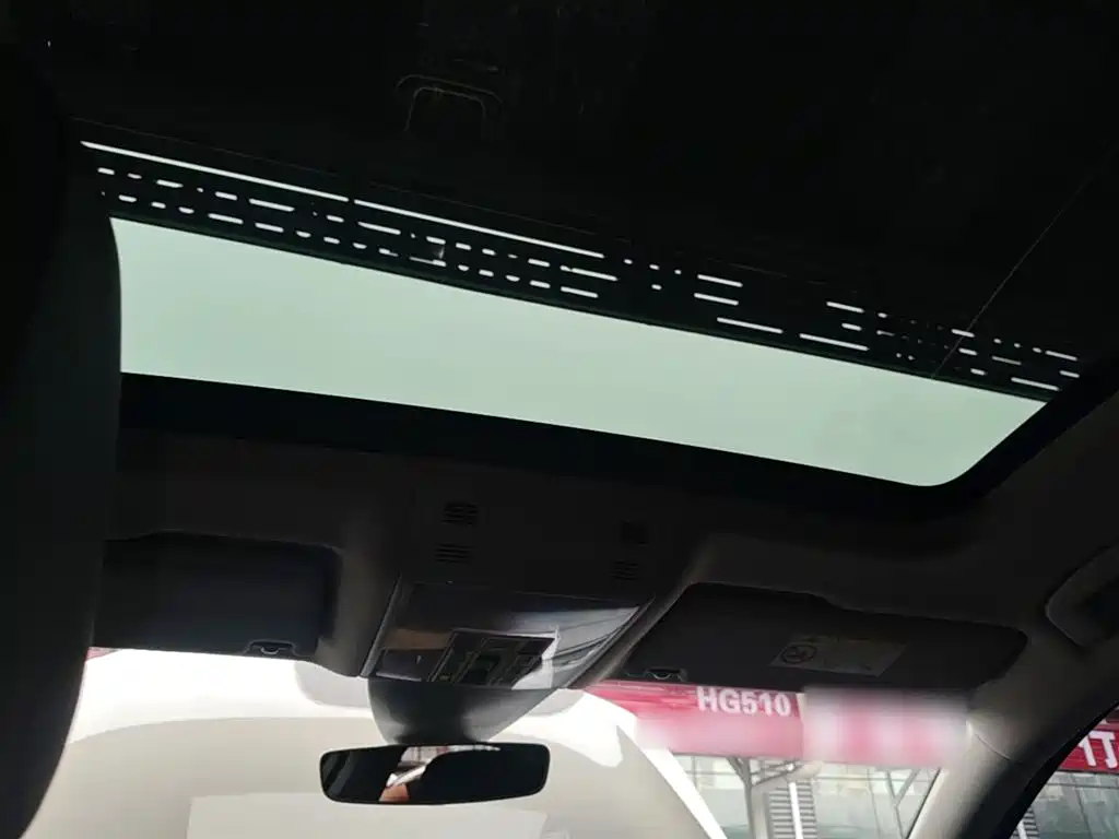 Volkswagen Magotan 2018 330TSI DSG Premium фото 18