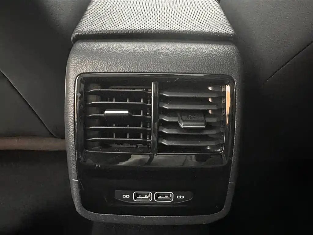 Volkswagen Sagitar 2023 280TSI DSG Beyond Lite фото 17