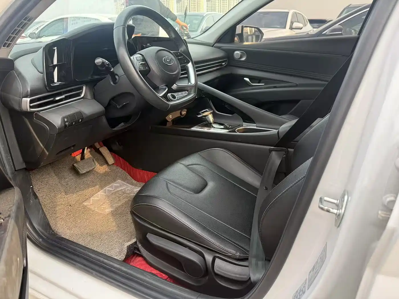 صورة 4 - Hyundai Elantra