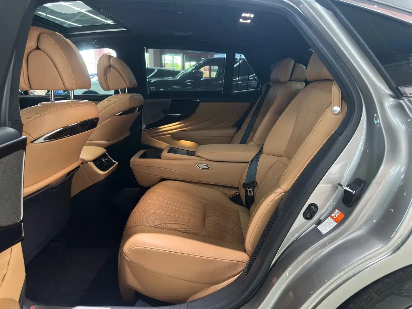 Lexus LS 2022 2021 500h Luxury Edition