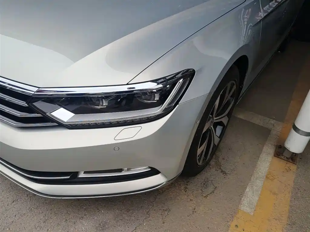Volkswagen Magotan 2018 330TSI DSG Premium фото 24