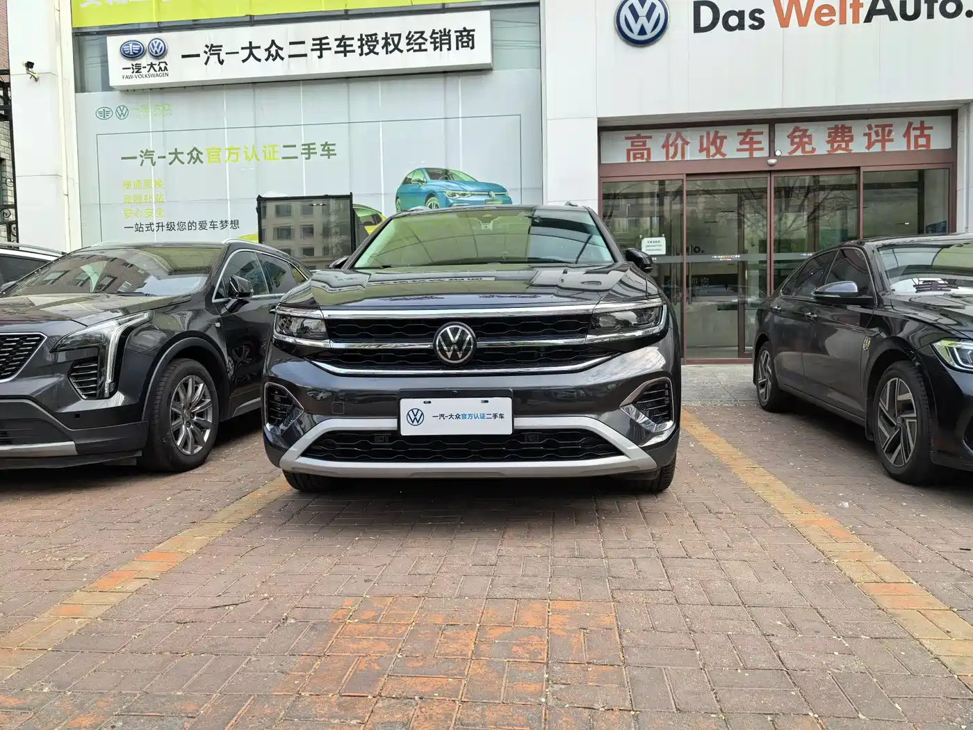 Volkswagen Talagon 2022 380TSI 4WD Luxury Premium Pro Edition 6-seater фото 2