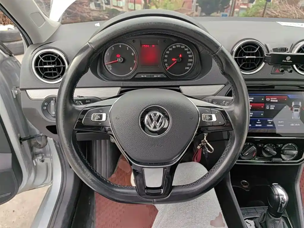 Volkswagen Jetta 2019 Dream Edition 1.5L Auto Comfort фото 11