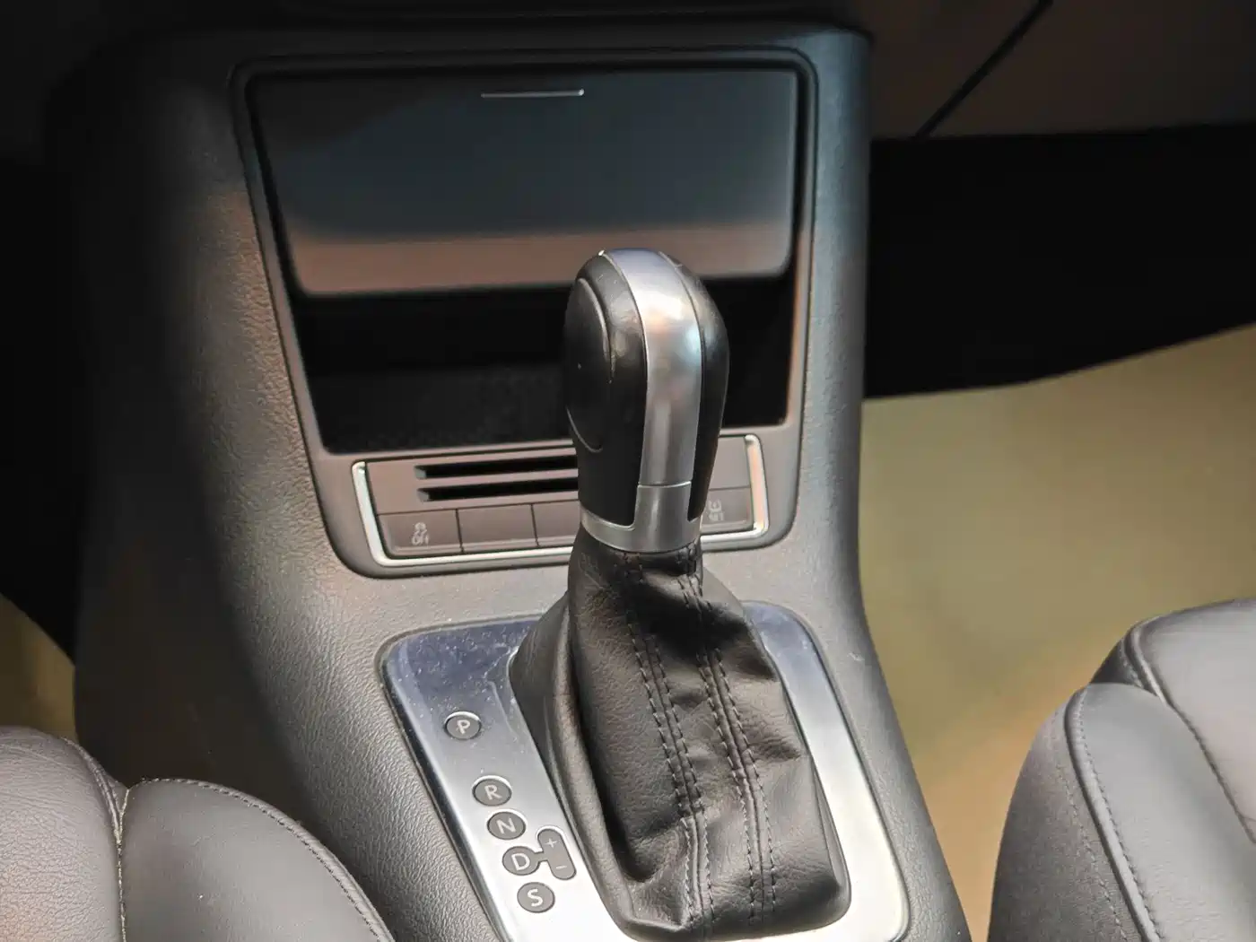 Volkswagen Tiguan 2015 1.8TSI Automatic 2WD Comfortline фото 18