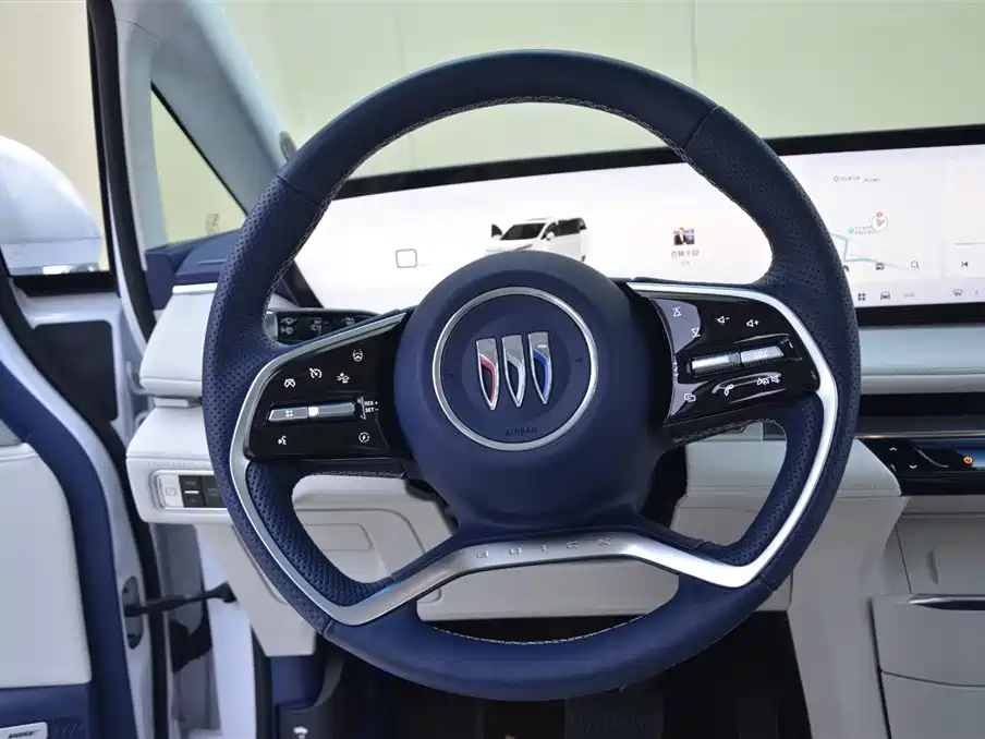 BUICK GL8 NEW ENERGY