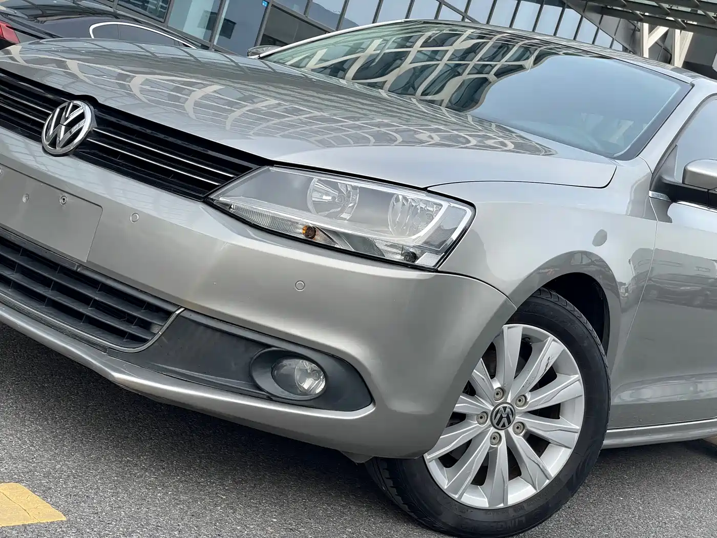 Volkswagen Sagitar 2014 1.4TSI Automatic Luxury фото 4