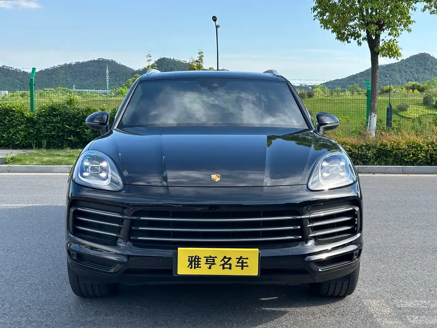 Porsche Cayenne New Energy 2019 Cayenne E-Hybrid 2.0T фото 2
