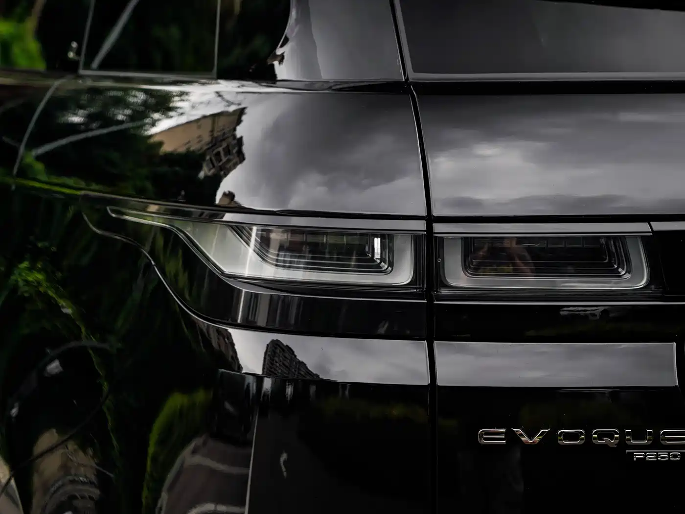 Land Rover Range Rover Evoque 2023 Range Rover Evoque L 249PS Luxury Edition фото 22