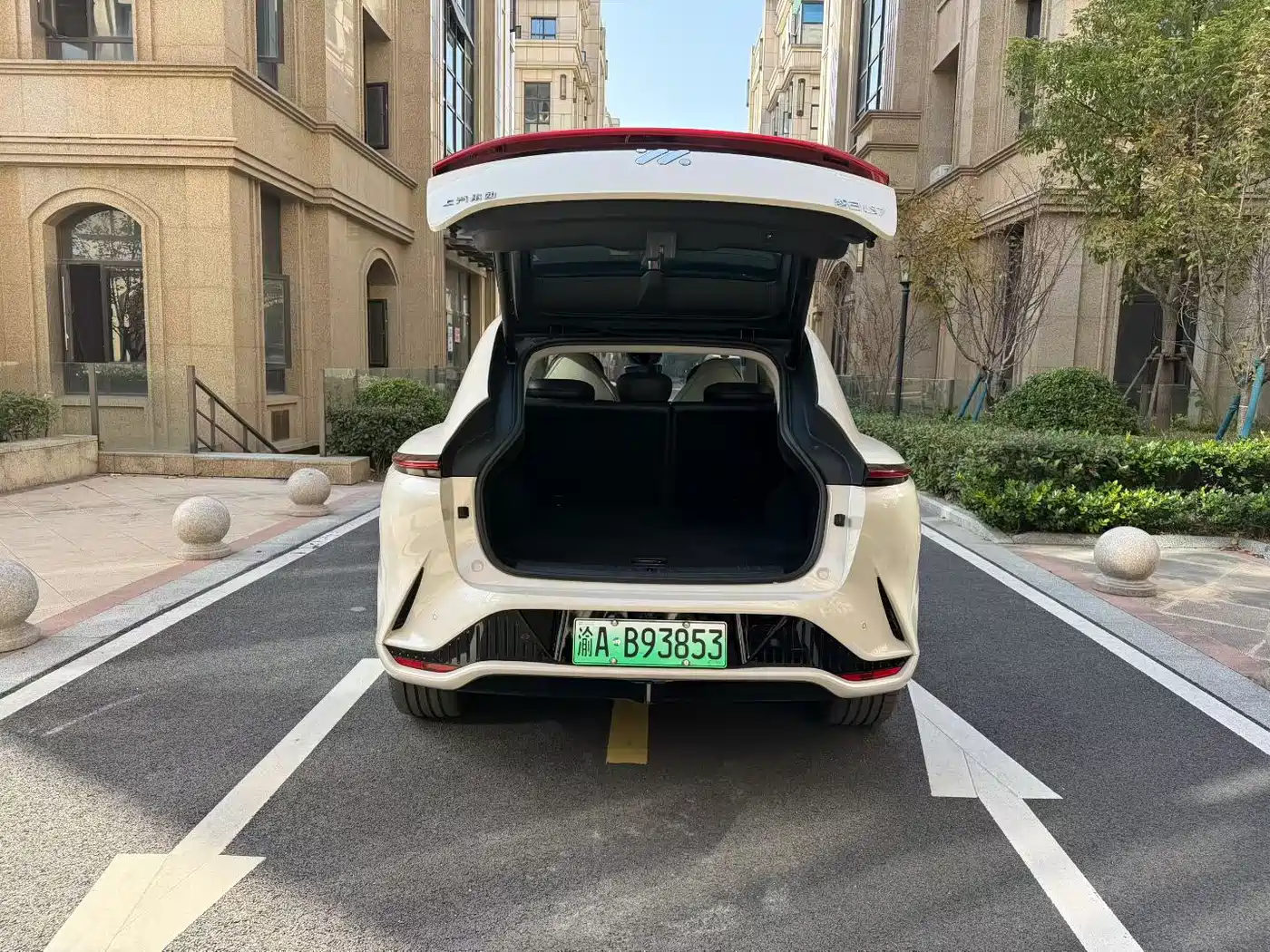 ZHIJI AUTOMOBILE ZHIJI LS7