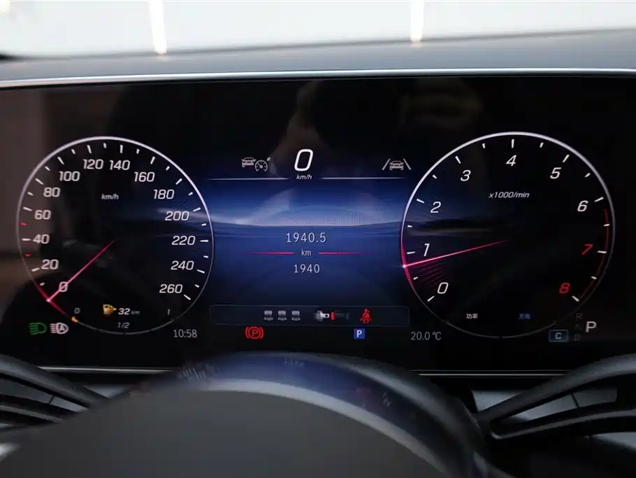 MERCEDES-BENZ GLC