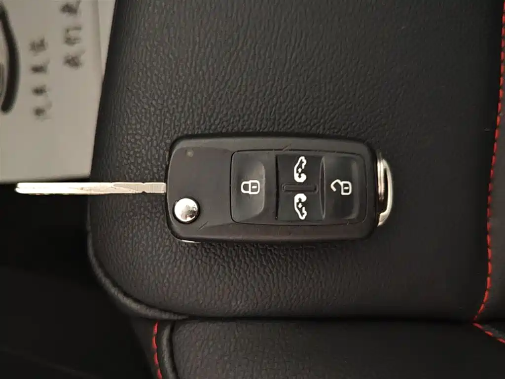 Volkswagen Sharan 2017 380TSI Comfort 6-Seater фото 9