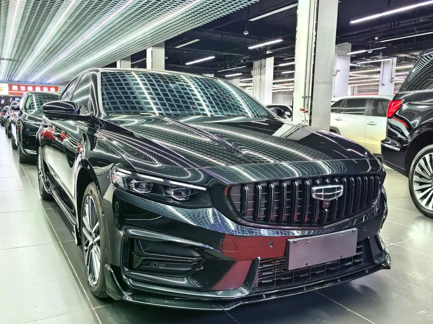 Фото 2 - Geely Xing Rui