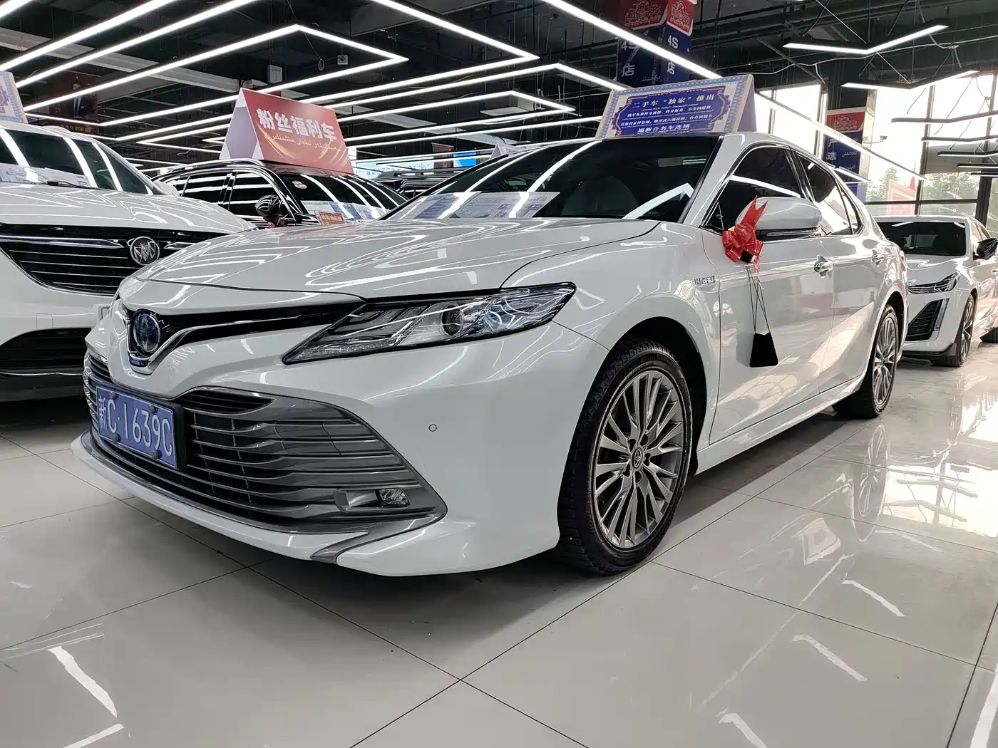 Toyota Camry 2019 Facelift Hybrid 2.5HG Luxury Edition