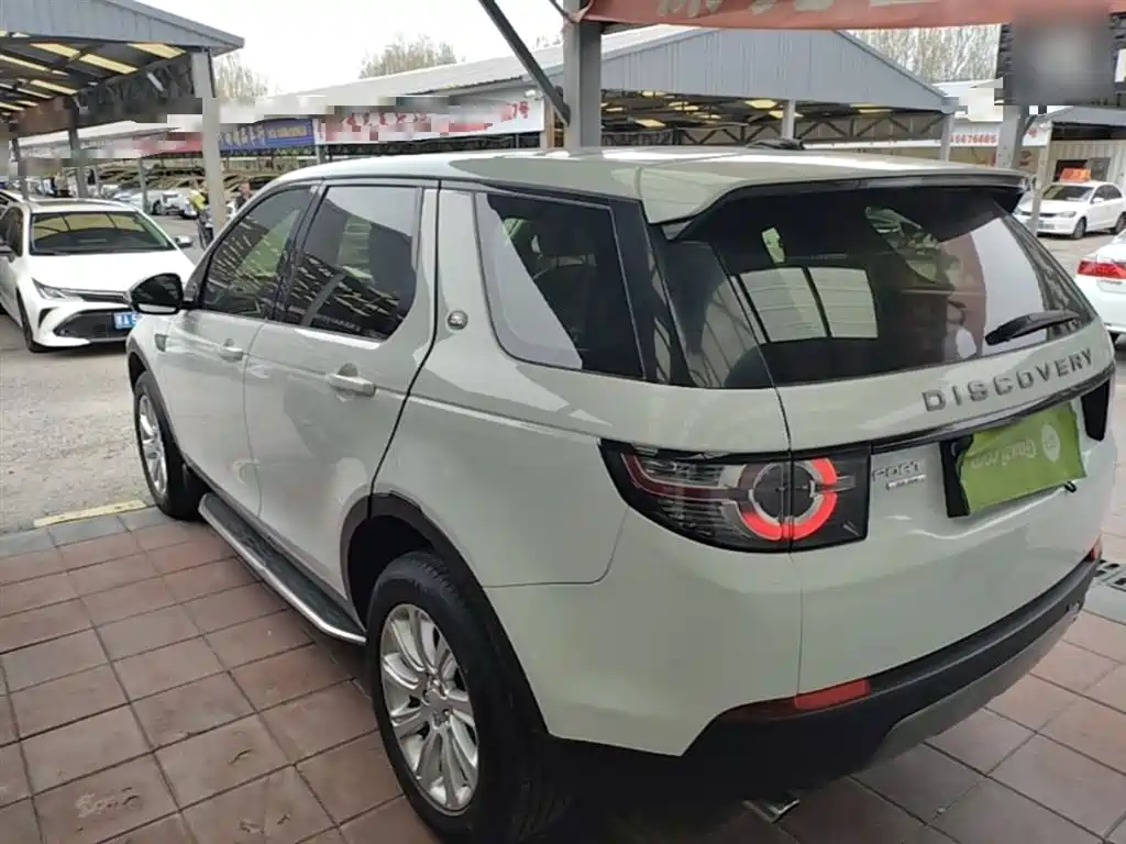 Land Rover Discovery Sport 2016 2.0T SE фото 5