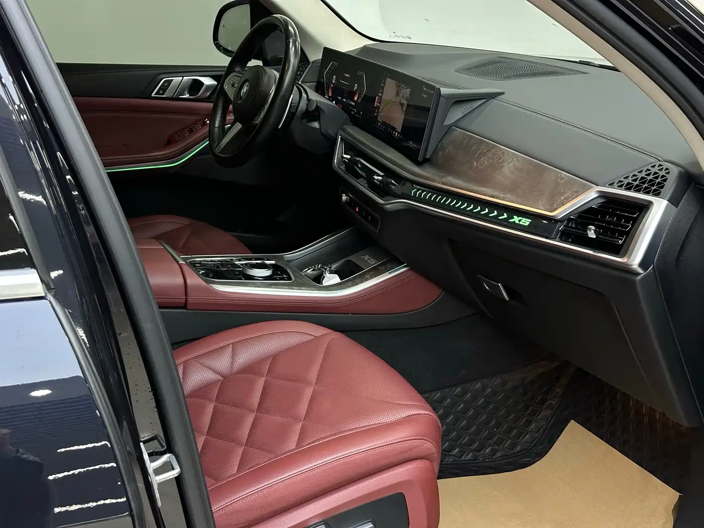 BMW X5 2023 xDrive 30Li M Sport Package фото 23