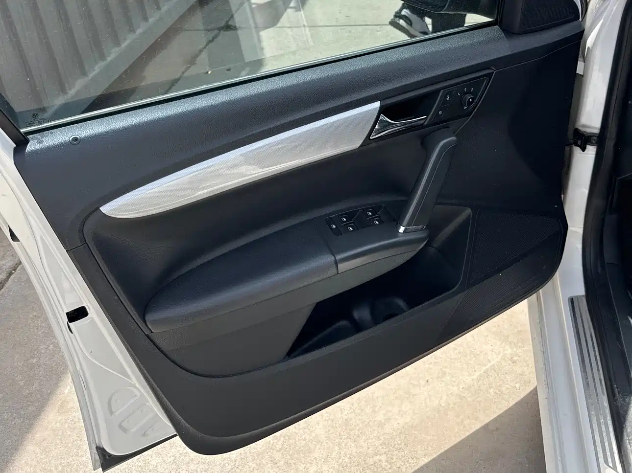 Volkswagen Lavida Tour 2013 1.6L Automatic Comfort фото 8