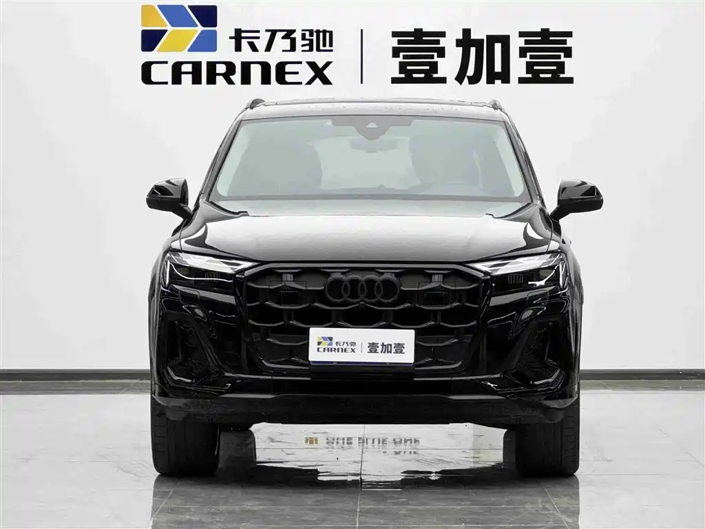 Audi Q7 2024 45 TFSI quattro S line Black Warrior фото 2